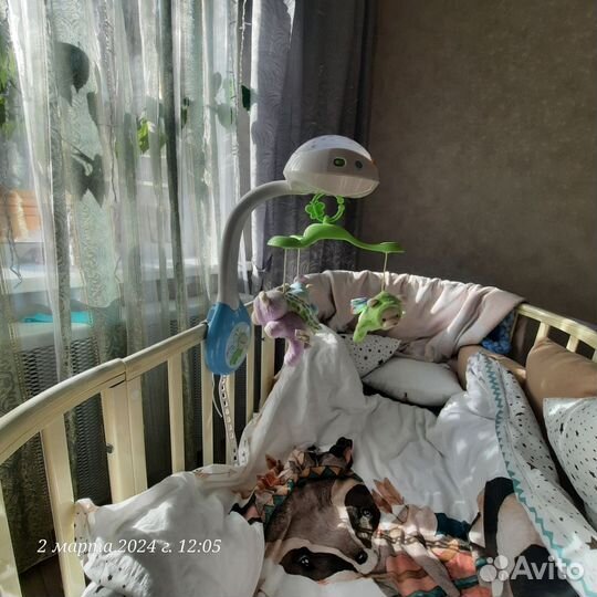 Мобиль на кроватку с проектором