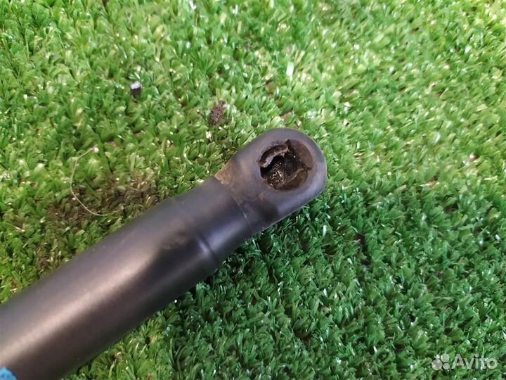 Амортизатор багажника Peugeot 407 (6E) 2005