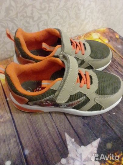 Кроссовки детские 32 размер