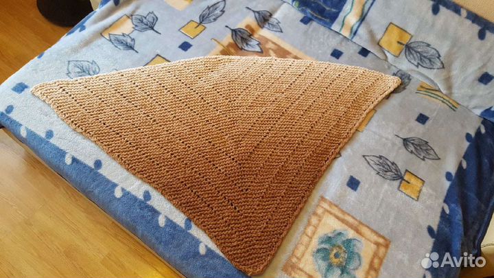 Шаль вязаная