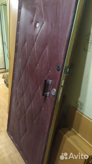 Дверь входная деревянная утепленная