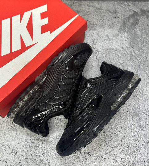 Кроссовки Nike Air Max TN plus