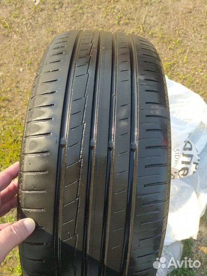 Yokohama BluEarth AE50 215/55 R17 94W