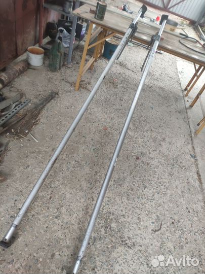 Стойки телескопические распорные