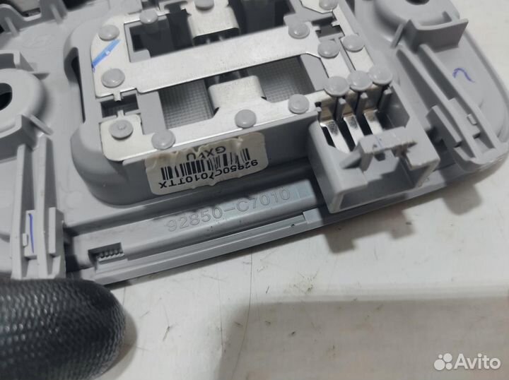 Плафон салонный центральный Hyundai Creta 92850-C7