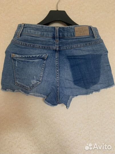 Женские джинсовые шорты Pull&Bear 34