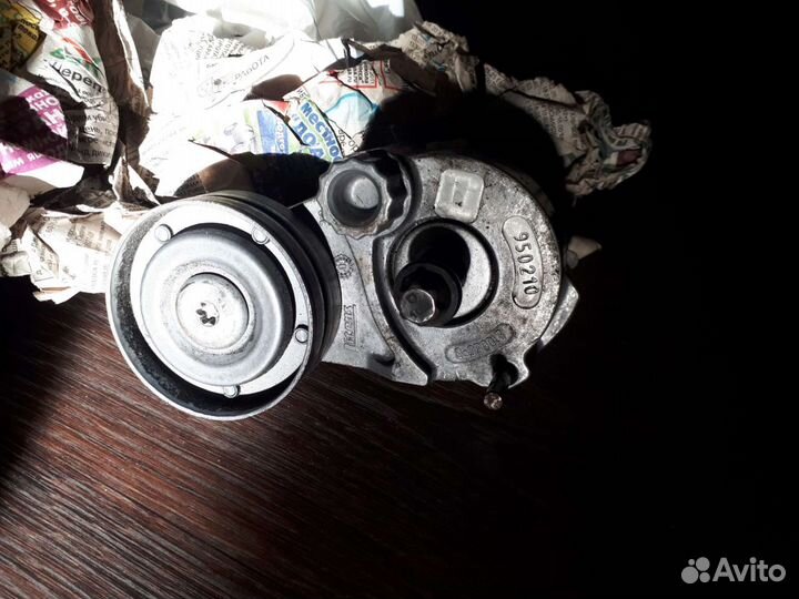 Натяжитель ролика приводного ремня INA 534014710