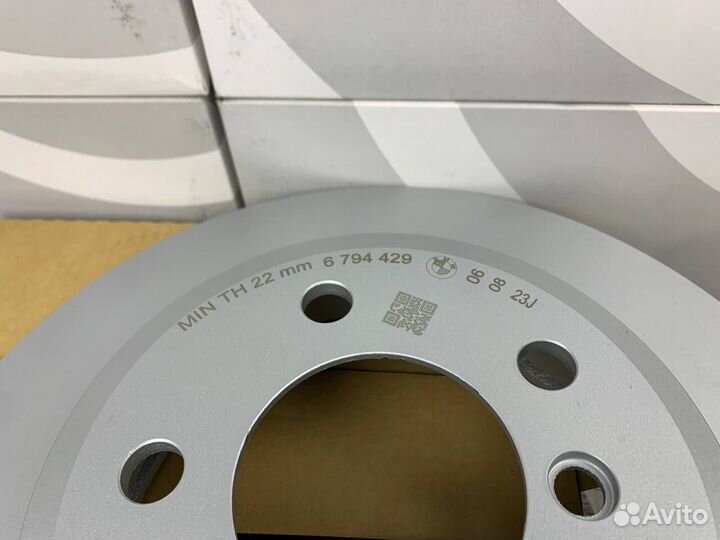 Тормозной диск передний для BMW 34116896652