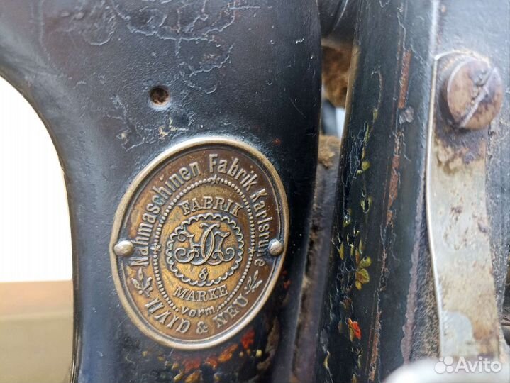 Швейная машинка старинная