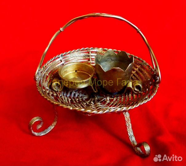 Антикварная бронзовая корзинка. XIX век