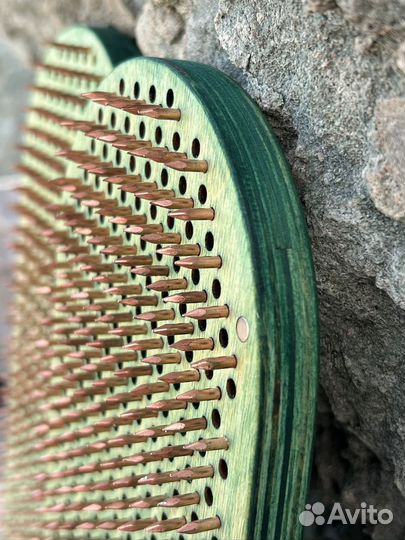 Доска садху с медными гвоздями на магнитах