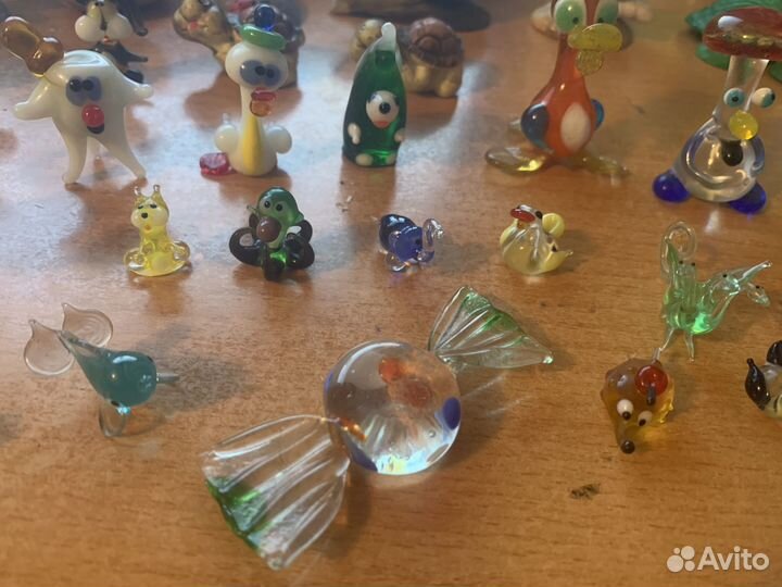 Продам стеклянные миниатюрки