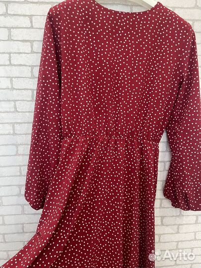 Платье женское 48 размер в отличном состоянии