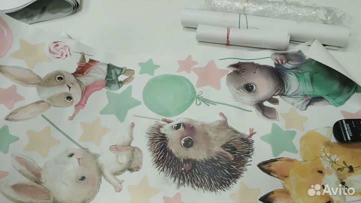 Интерьерные наклейки три вида