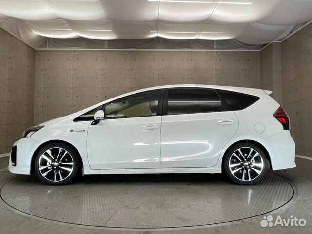 Toyota Prius Alpha 1.8 AT, 2020, 25 000 км