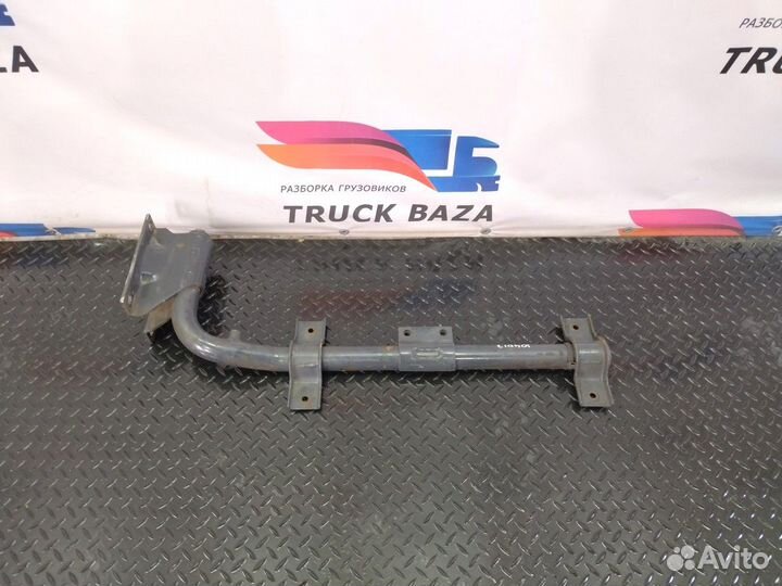 41031950 Кронштейн крыла переднего правого