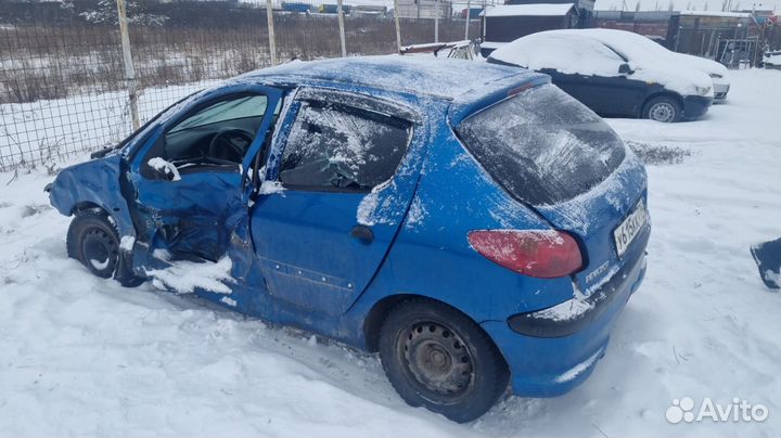Разбор peugeot 206