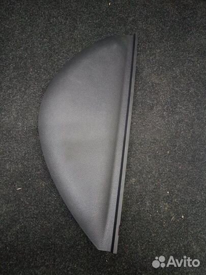 Накладка на торпедо правая Hyundai Creta 1 1.6 2WD