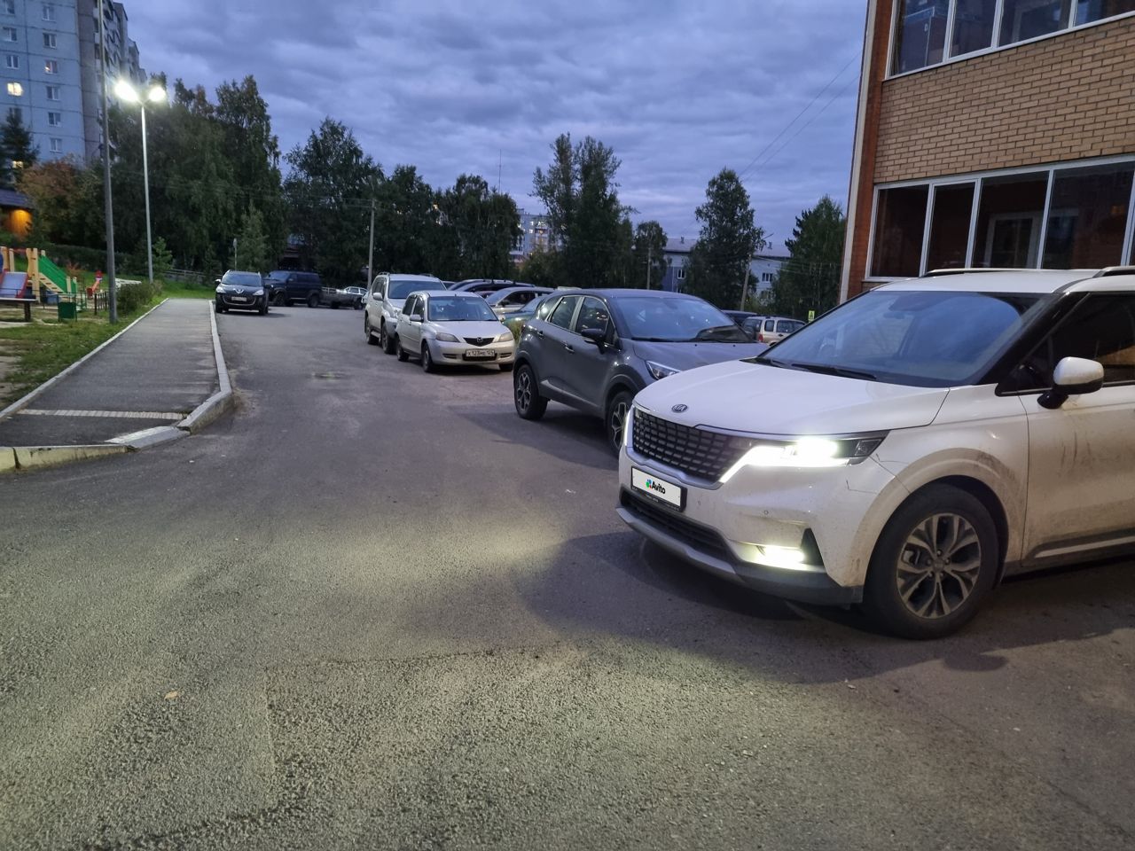 Kia Carnival: фото владельца
