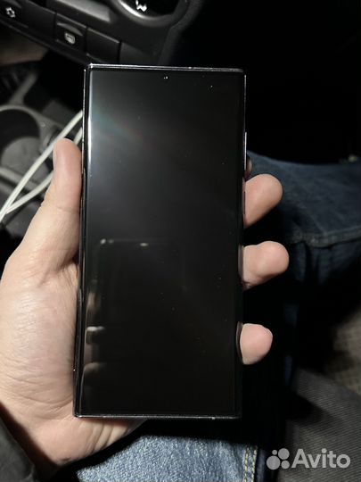 Samsung Galaxy S22 Ultra, 12/512 ГБ