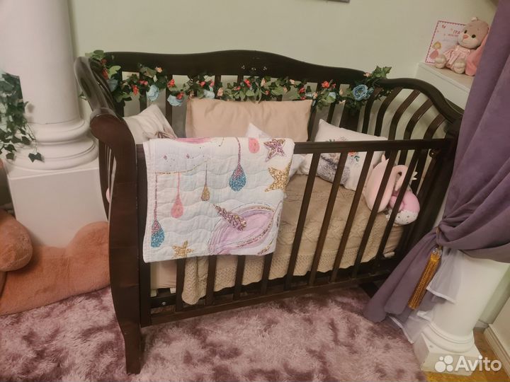 Детская кроватка