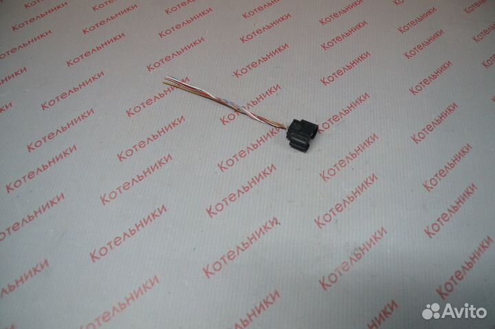 Nissan 22680-7S000 Разьем датчика расхода воздуха