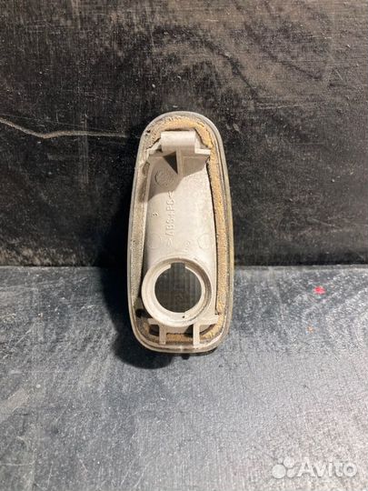 Повторитель поворота в крыло правый Mercedes-Benz