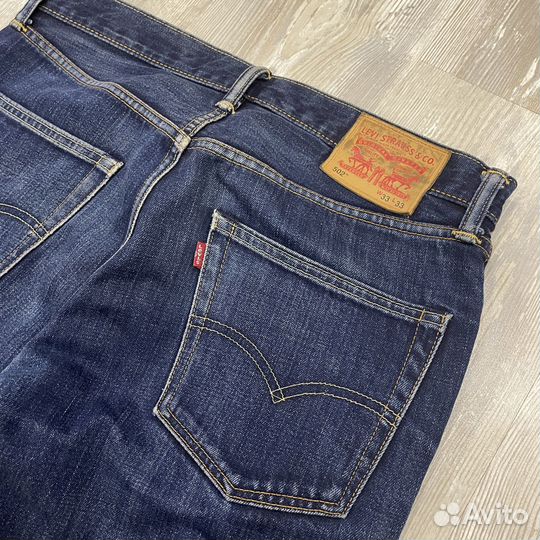 Джинсы levis