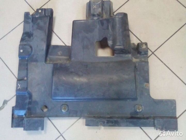 Защита моторного отсека на t5