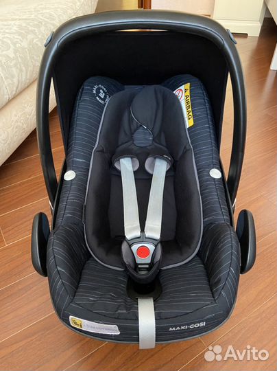 Автолюлька Maxi Cosi Pebble Plus i-size