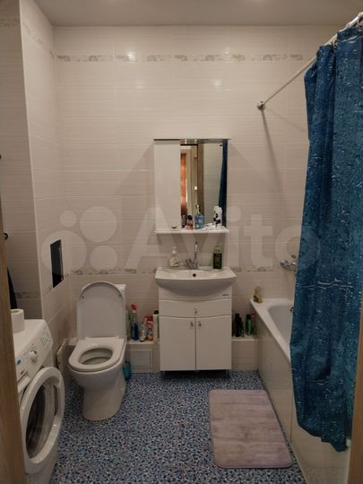 2-к. квартира, 70 м², 7/14 эт.