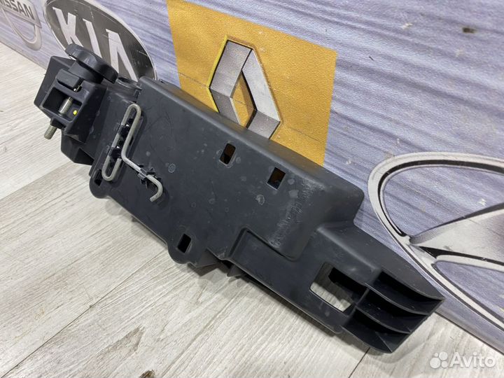 Крепление домкрата renault kangoo 2 Прав