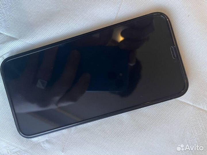 iPhone 12, 64 ГБ