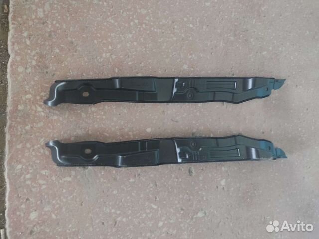 Молдинг,накладка крыла Хендай Солярис 10-17 г.в