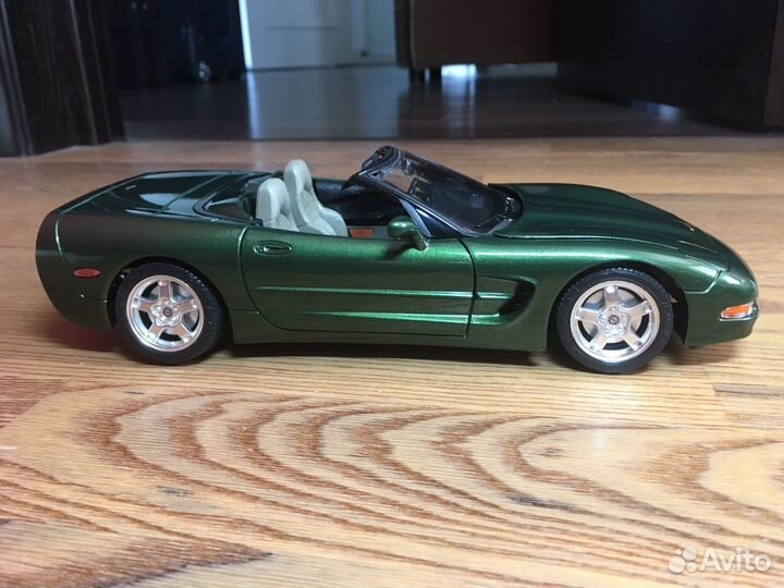 1/18 Chevrolet Corvette C5 Convertible Bburago