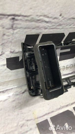 Рамка монитора передняя Infiniti Fx35 S51 VQ35HR