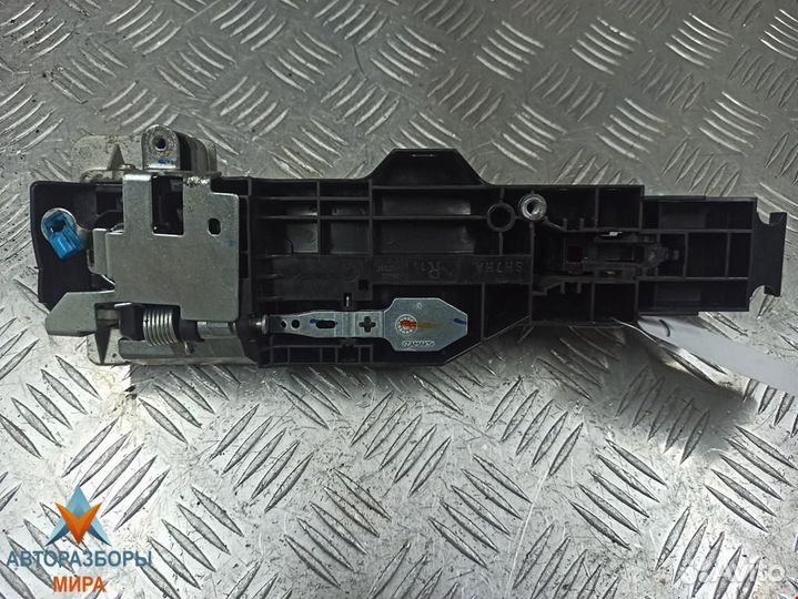 Ручка наружная передняя правая Nissan Juke YF15