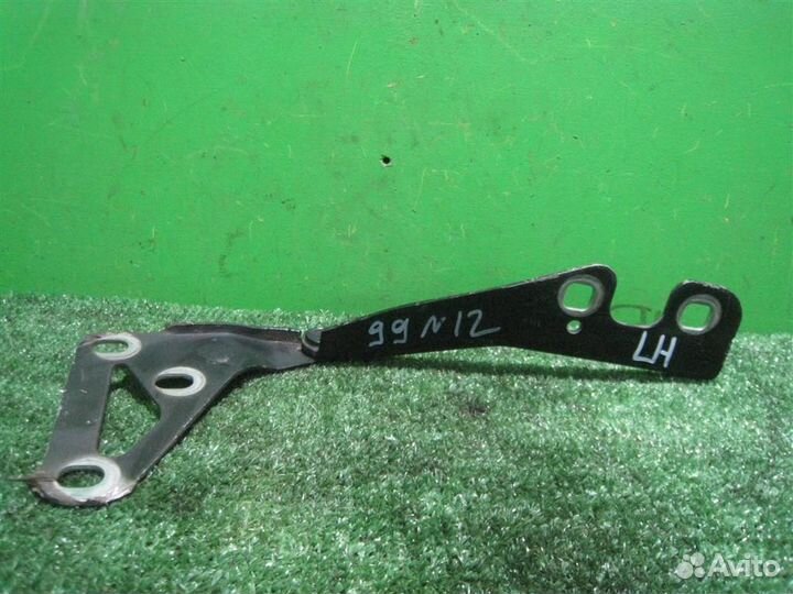 Петля капота левая Opel astra H 2010