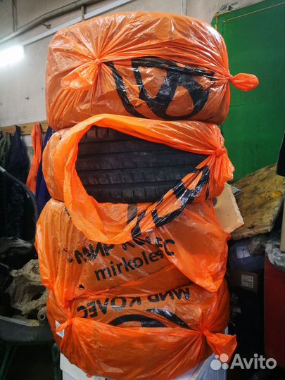 Yokohama Advan Sport V107 275/40 R21 и 315/35 R21