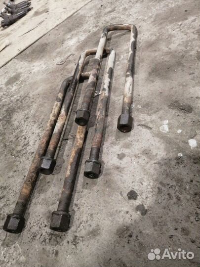 Стремянка рессоры задняя Hyundai Hd120 /2 D6DA