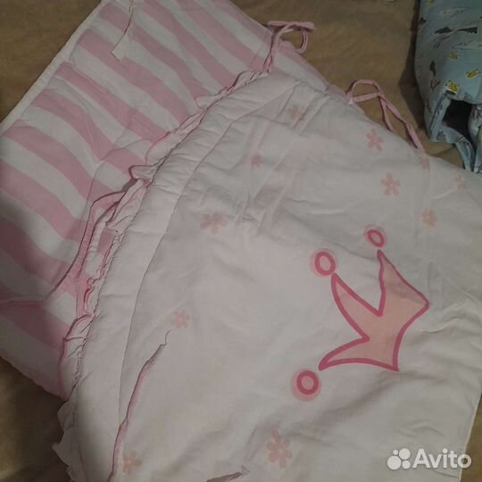 Бортики в кроватку