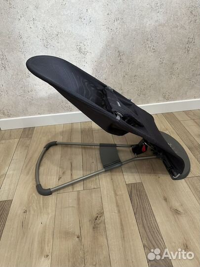 Шезлонг детский babybjorn