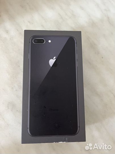 iPhone 8 Plus, 64 ГБ
