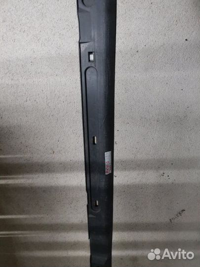 Накладка на порог наружная левая Ford Focus 2