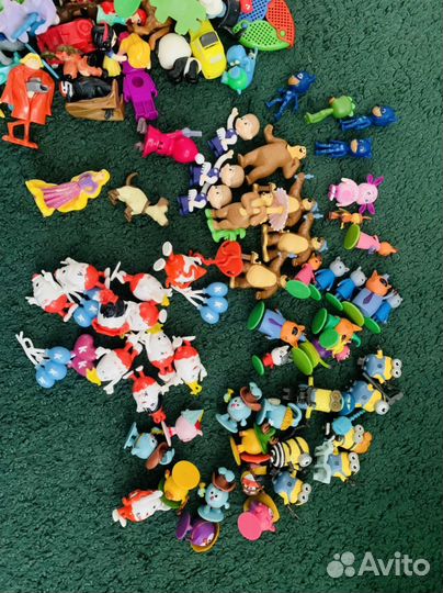 Игрушки из киндера пакетом