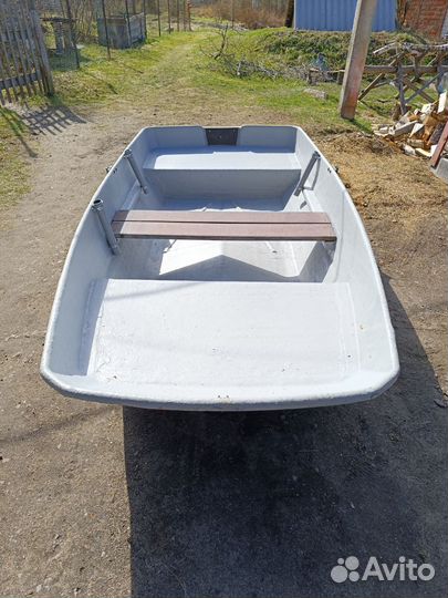 Лодка пластиковая 2,89х1,33