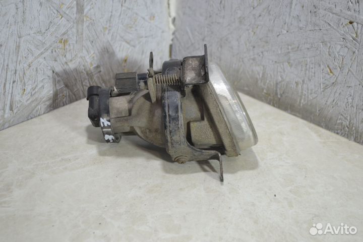 Фара противотуманная левая Hyundai Sonata 5 (Тагаз)