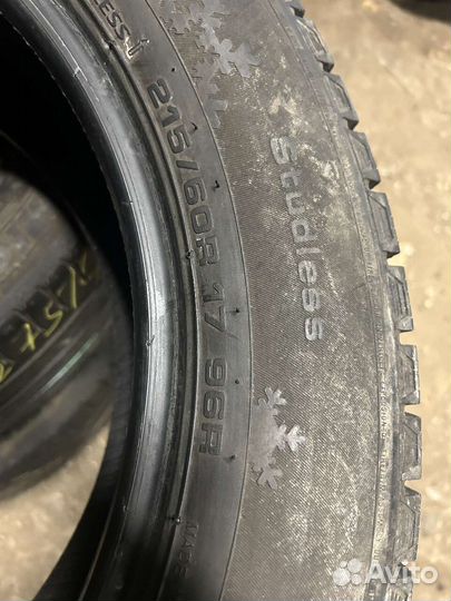 Kumho I'Zen KW31 215/60 R17