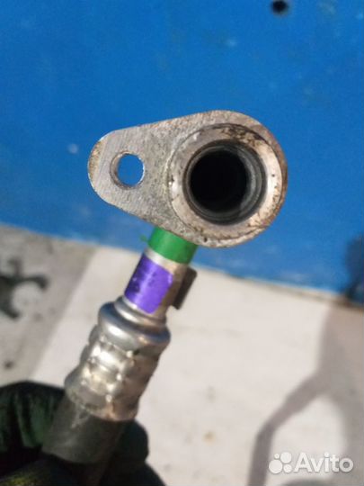 Трубка кондиционера(толстая) Пежо/Ситроен