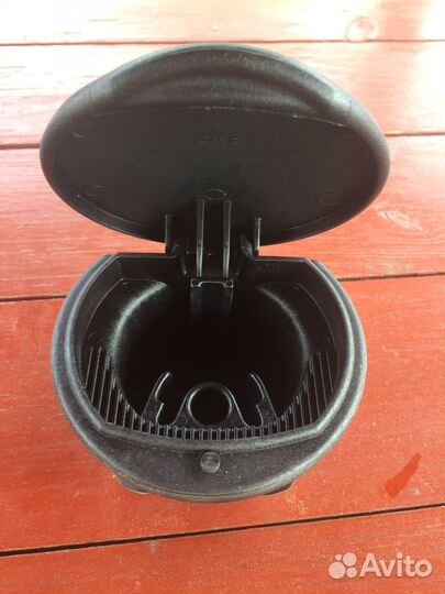 Пепельница Jeep Grand Cherokee wk2